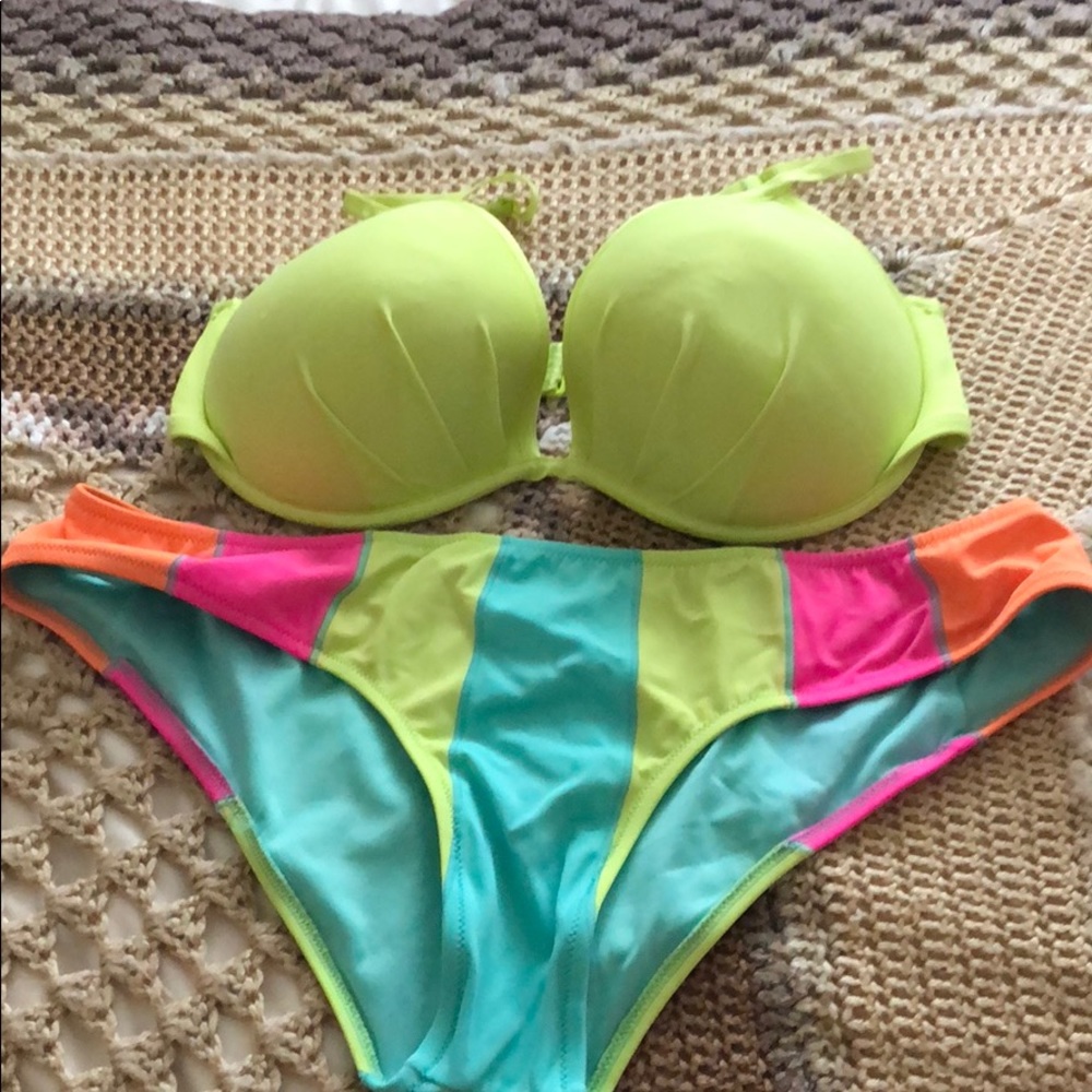 Bathing suit